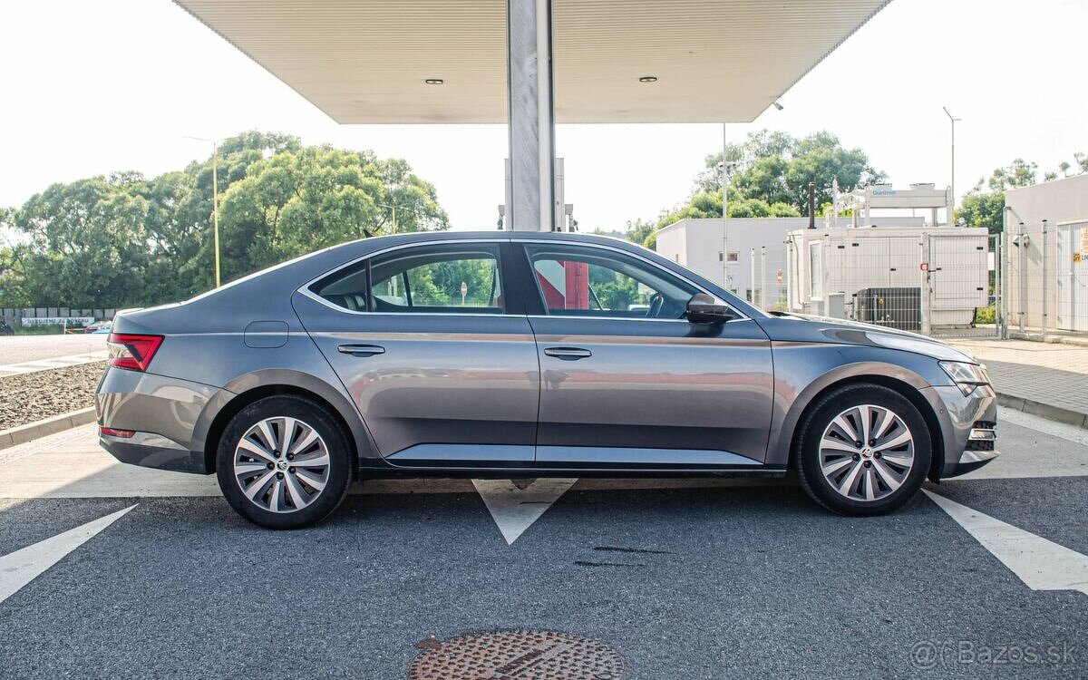 Škoda Superb 2.0 TDI DSG 2022 - 2