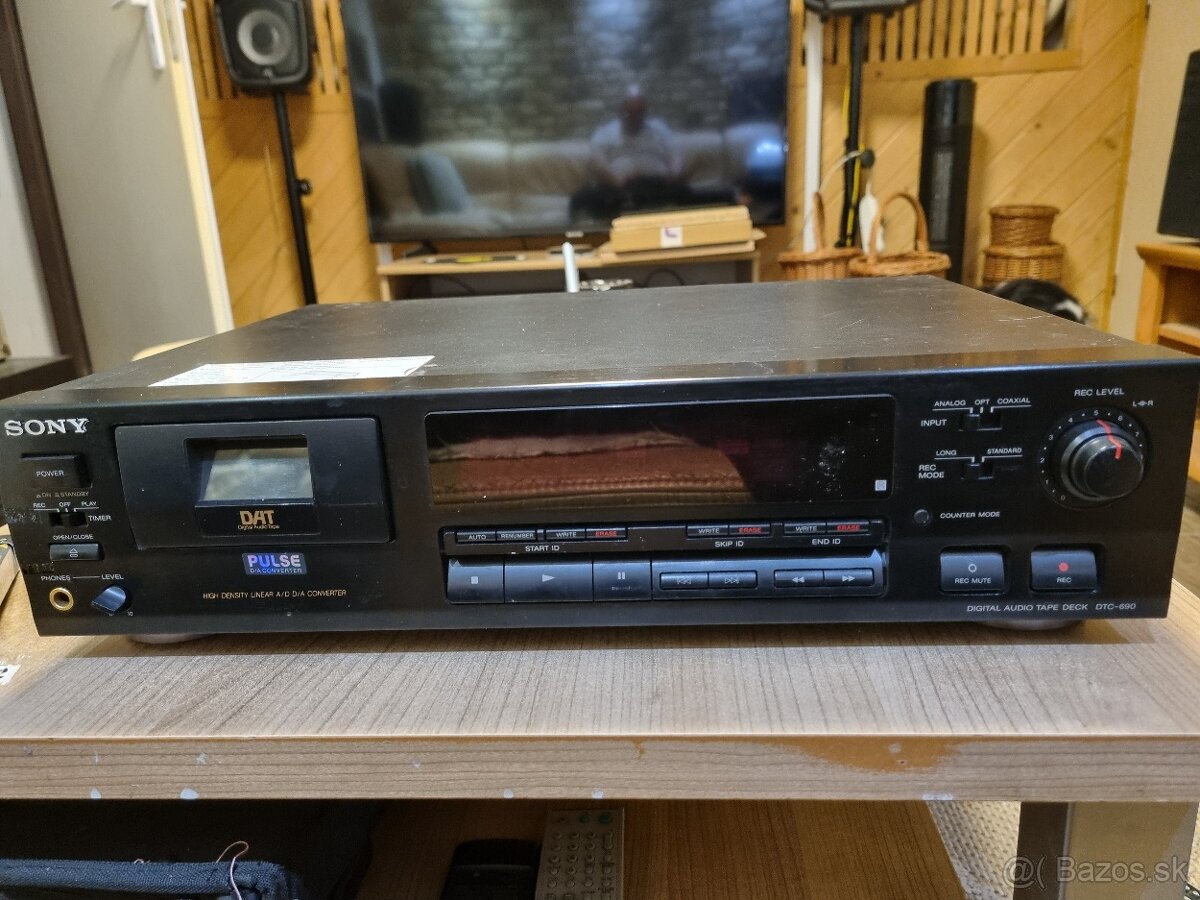 Sony dct 690 - 2