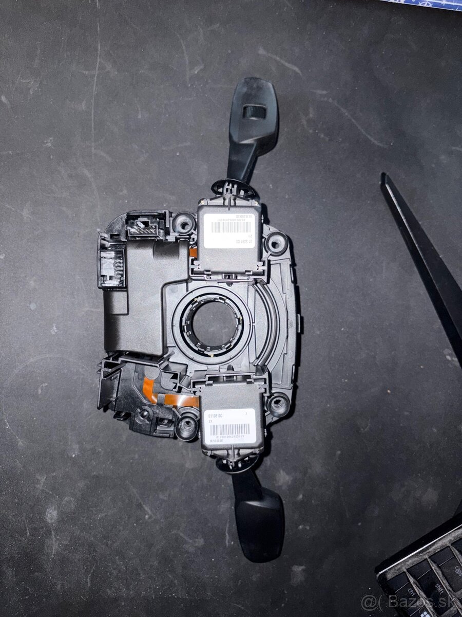 BMW E90 E91 E92 E93 – modul pod volantom SZL + páčky - 2