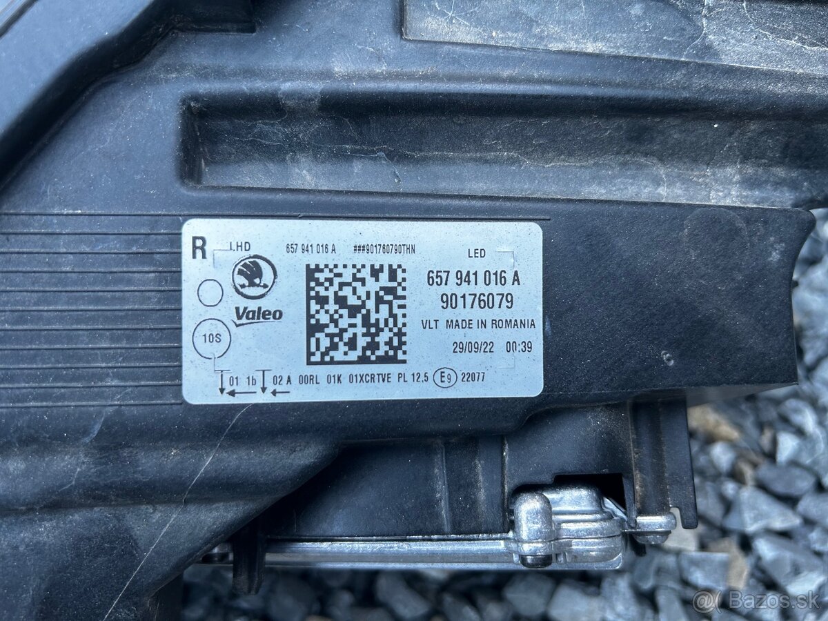 ✅Škoda Scala pravé svetlo - 2