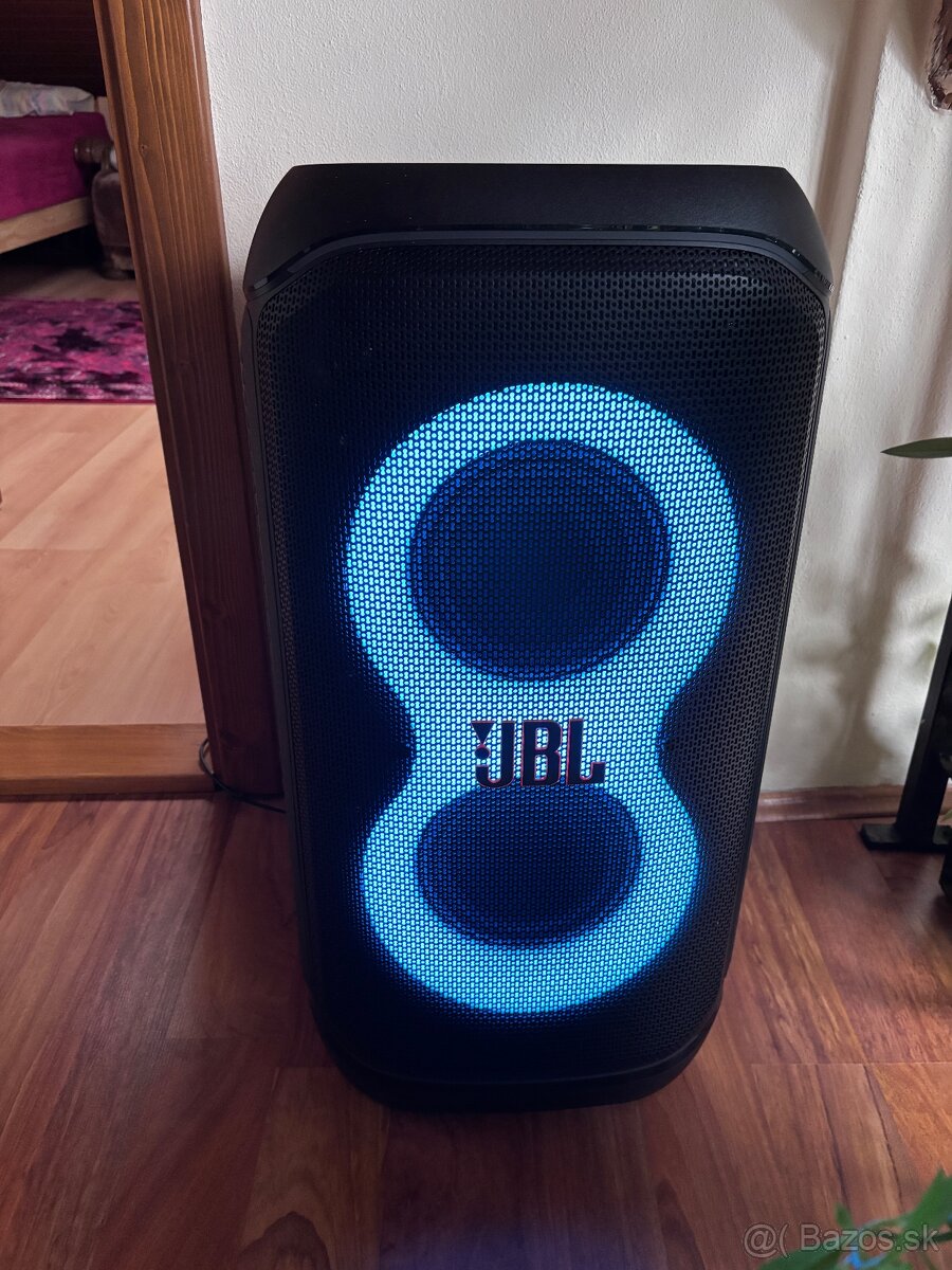 Predám JBL Partybox 320 - 2