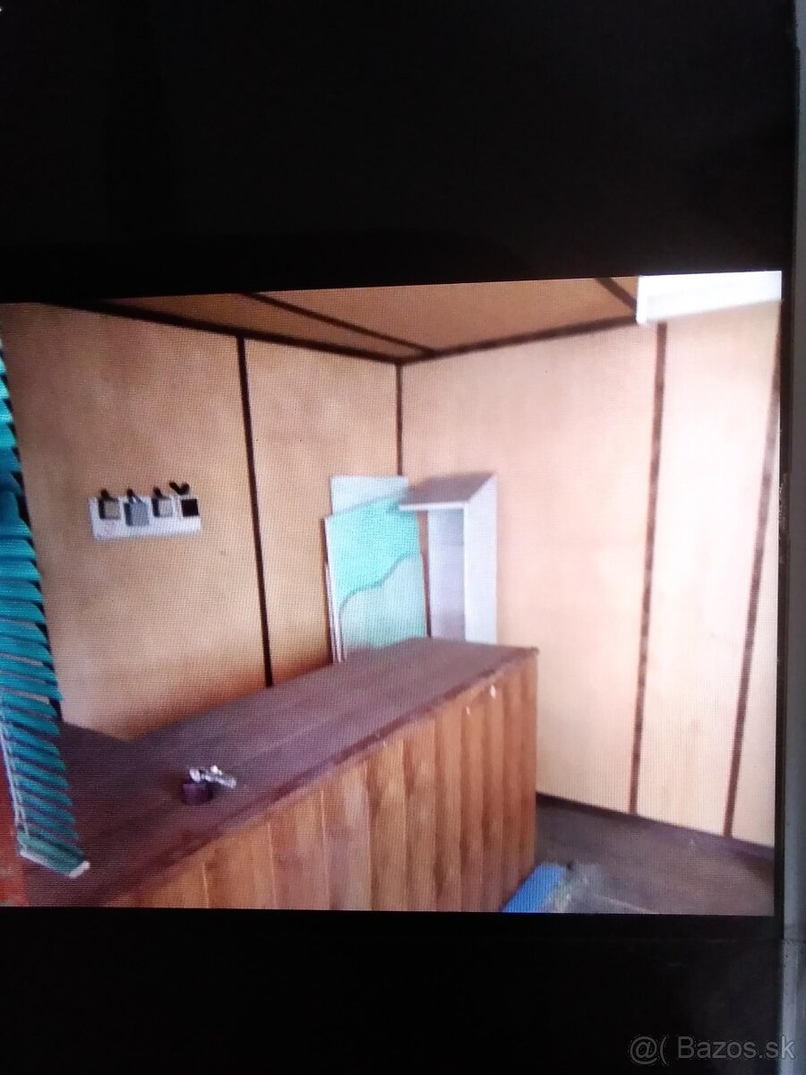 SURNE PREDAM PREDAJNY STANOK... - 2