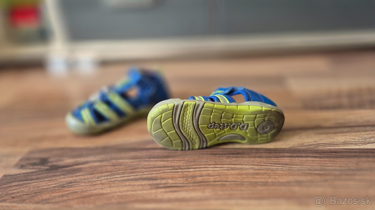 Rýchloschnúce sandálky DD step, veľ. 24 - 2