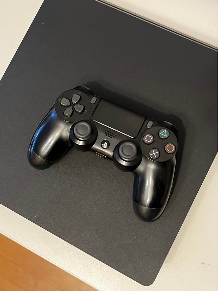 Ps4 slim 500gb - 2