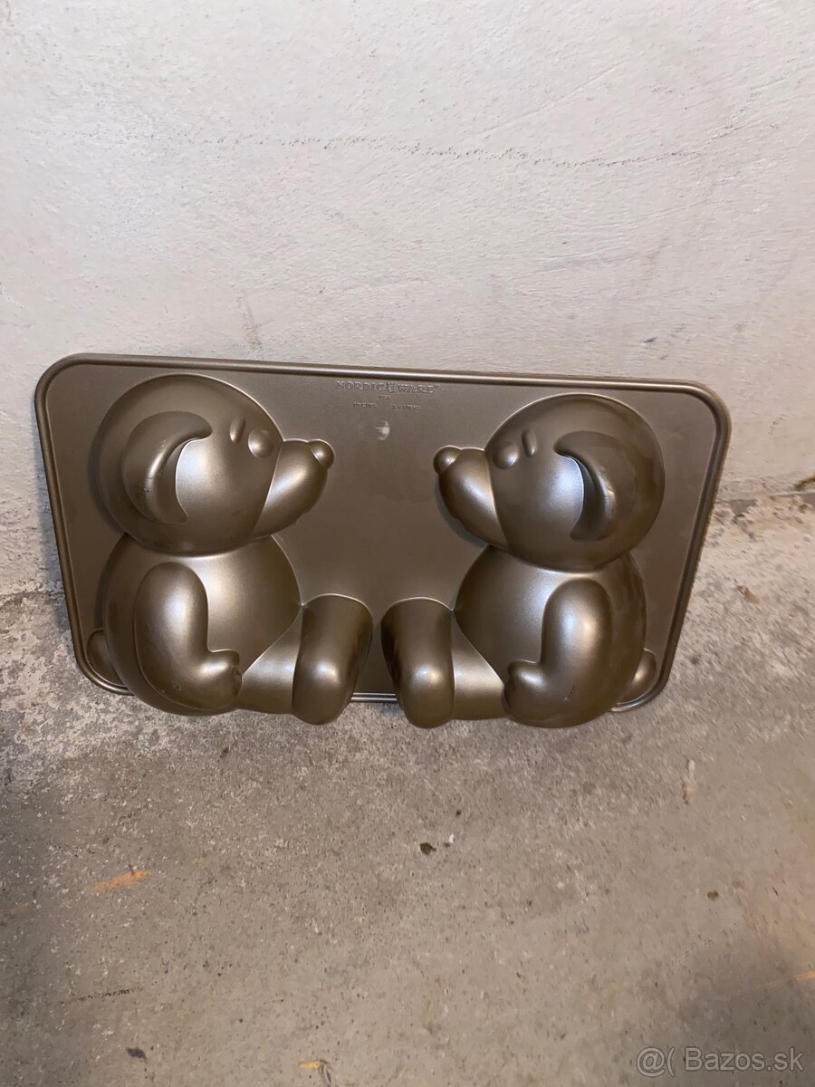 Nordic Ware - Bear - 2