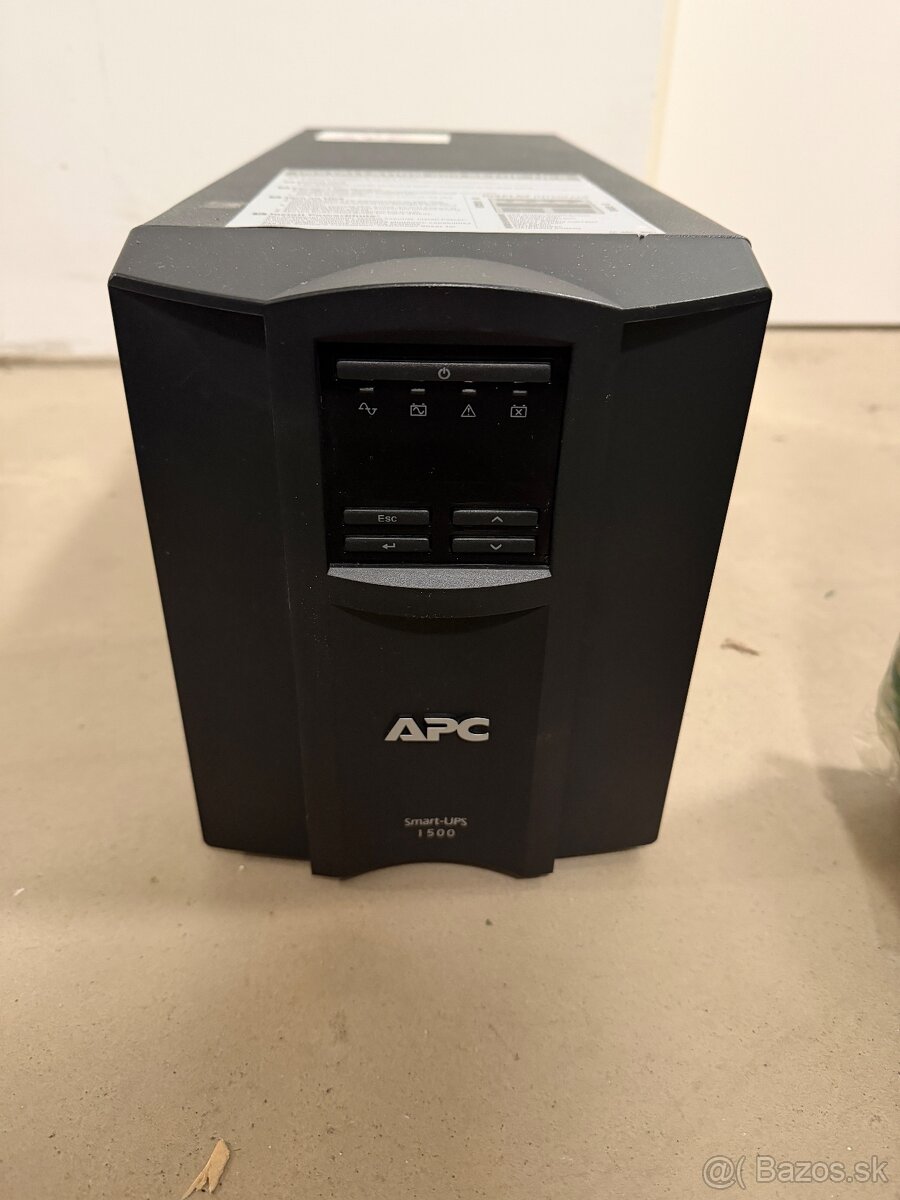 Fujitsu Smart-UPS 1500 - 2