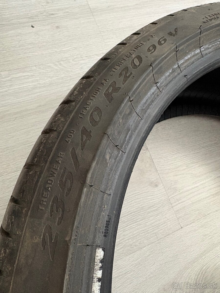 235/40 r20 Pirelli - 2