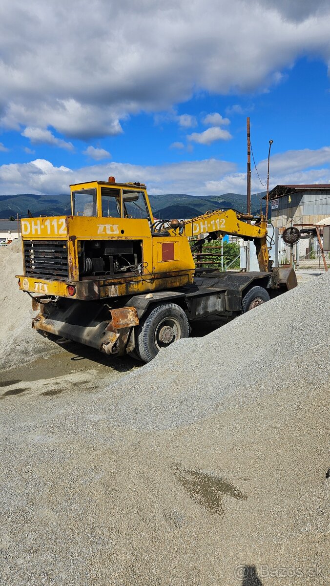 DH 112 stavbeny stroj - 2