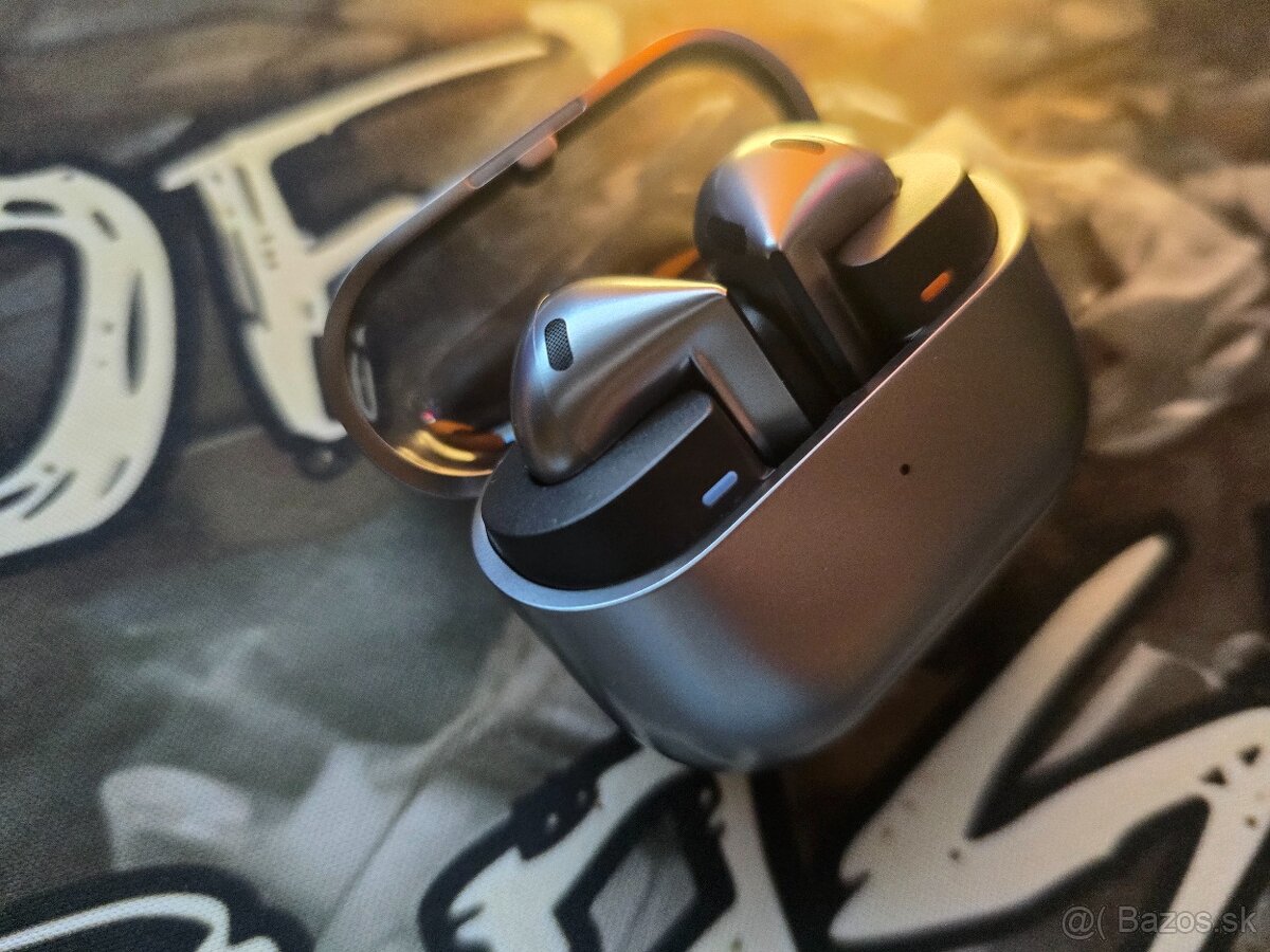 SAMSUNG GALAXY BUDS3 - 2