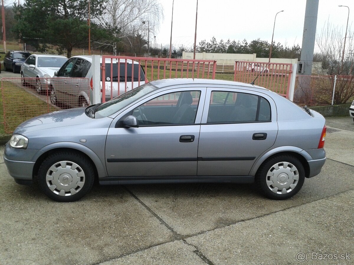Opel Astra Classic - 2