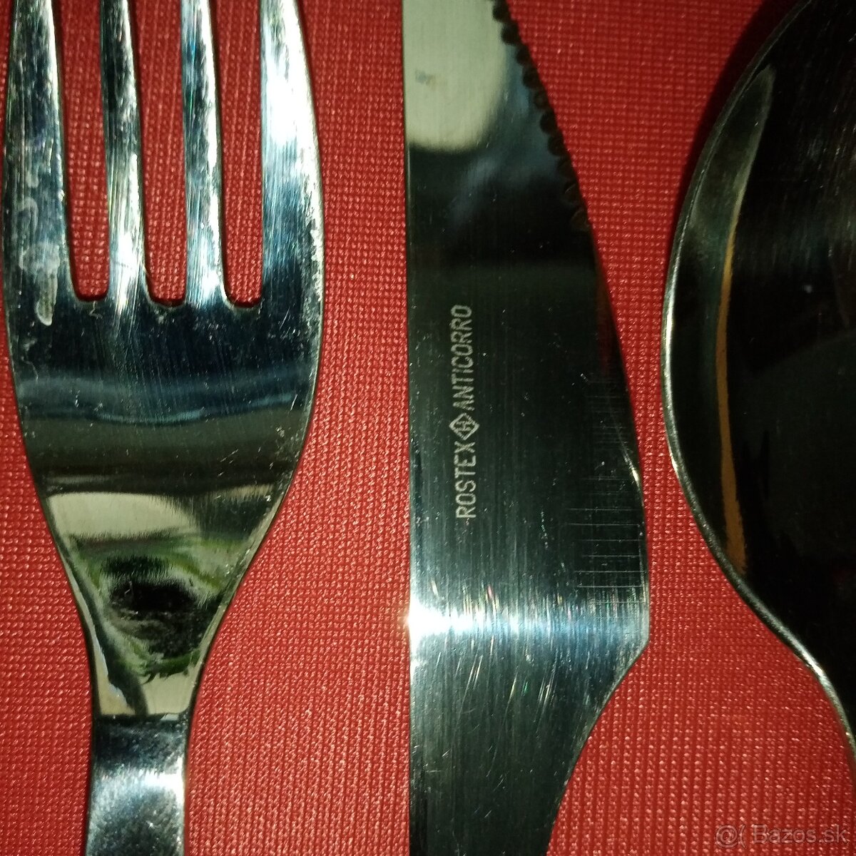 Príbor Rostex s drevenou rúčkou - 2