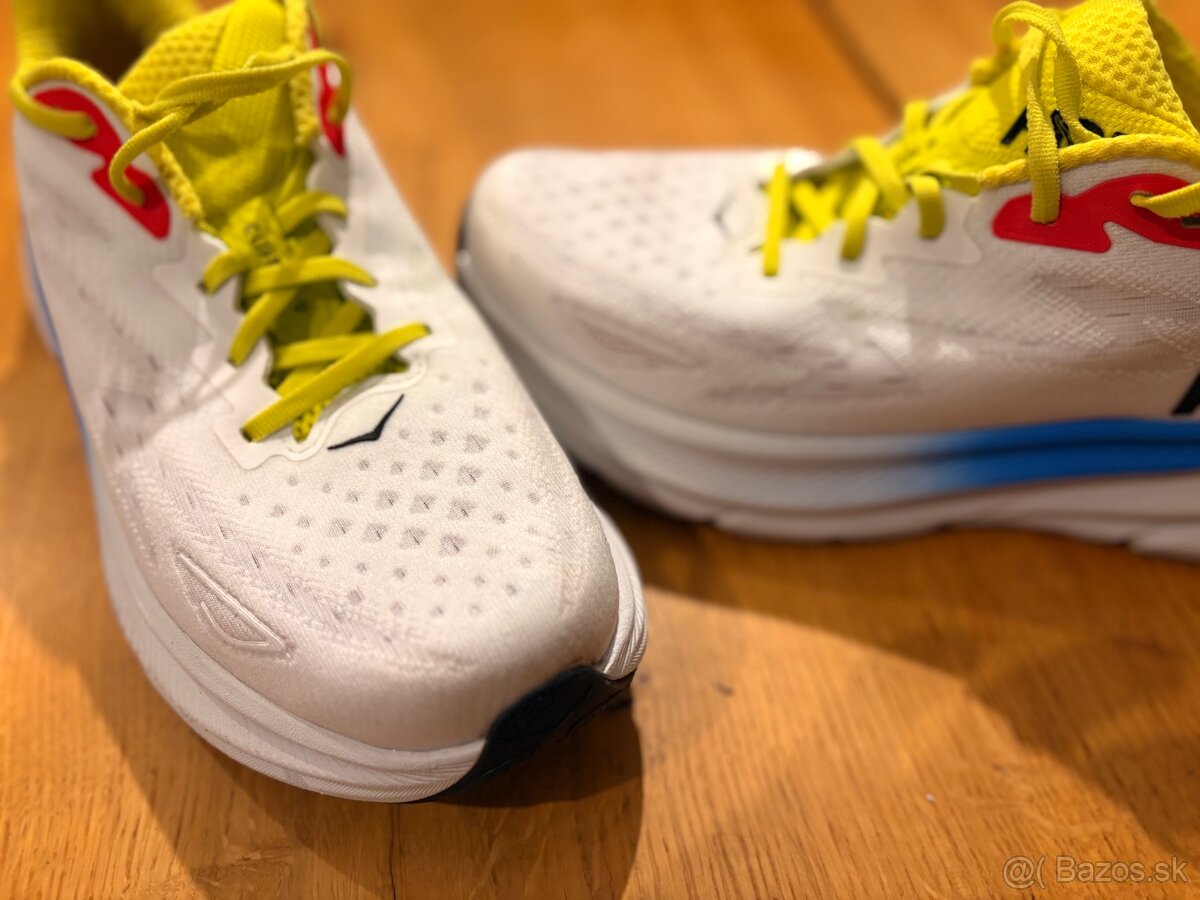 HOKA CLIFTON 9 - 2