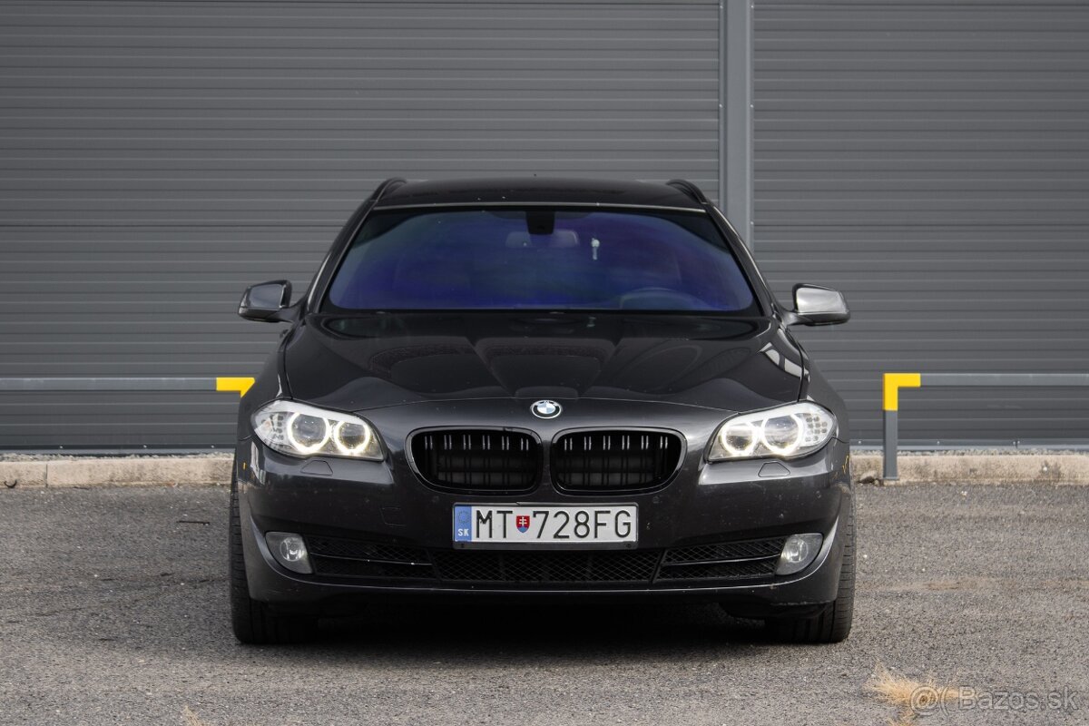 BMW Rad 5 Touring 530d xDrive - 2