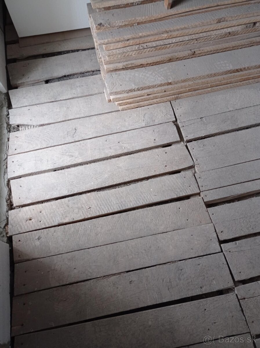 Hranol, hranoly, stavebné rezivo, drevo, dosky, strešné laty - 2