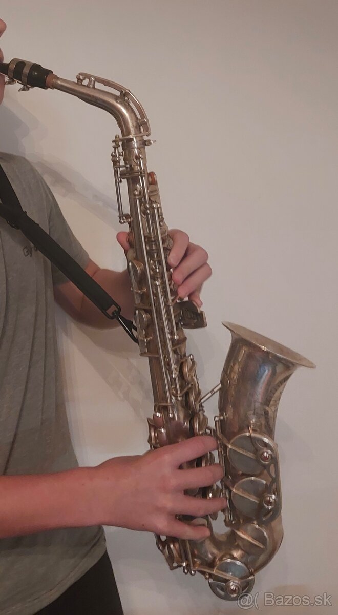 Alt Saxofón Amati kraslice - 2
