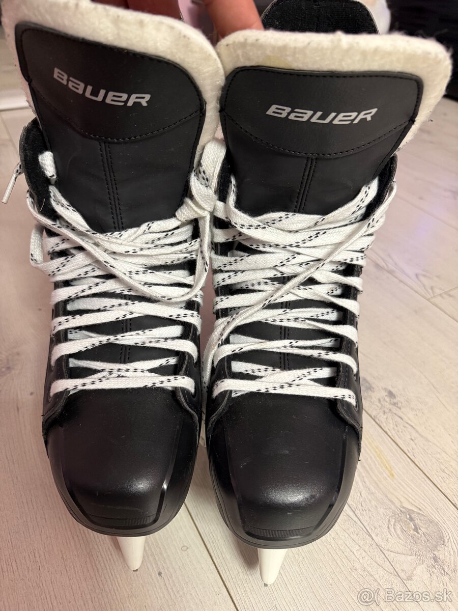 BAUER SUPREME VEĽKOSŤ 10 - 2