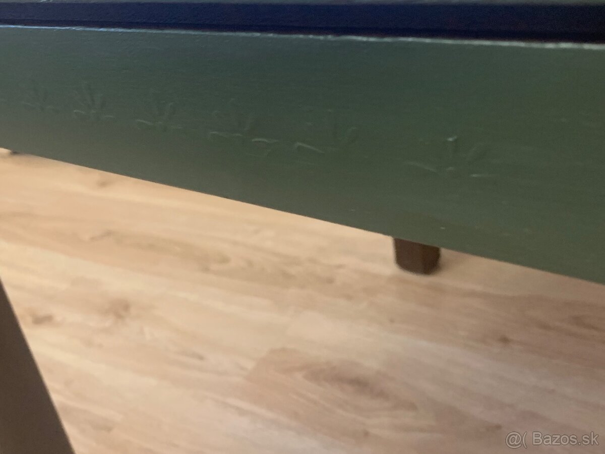 Drevený konferenčný stolík - 2