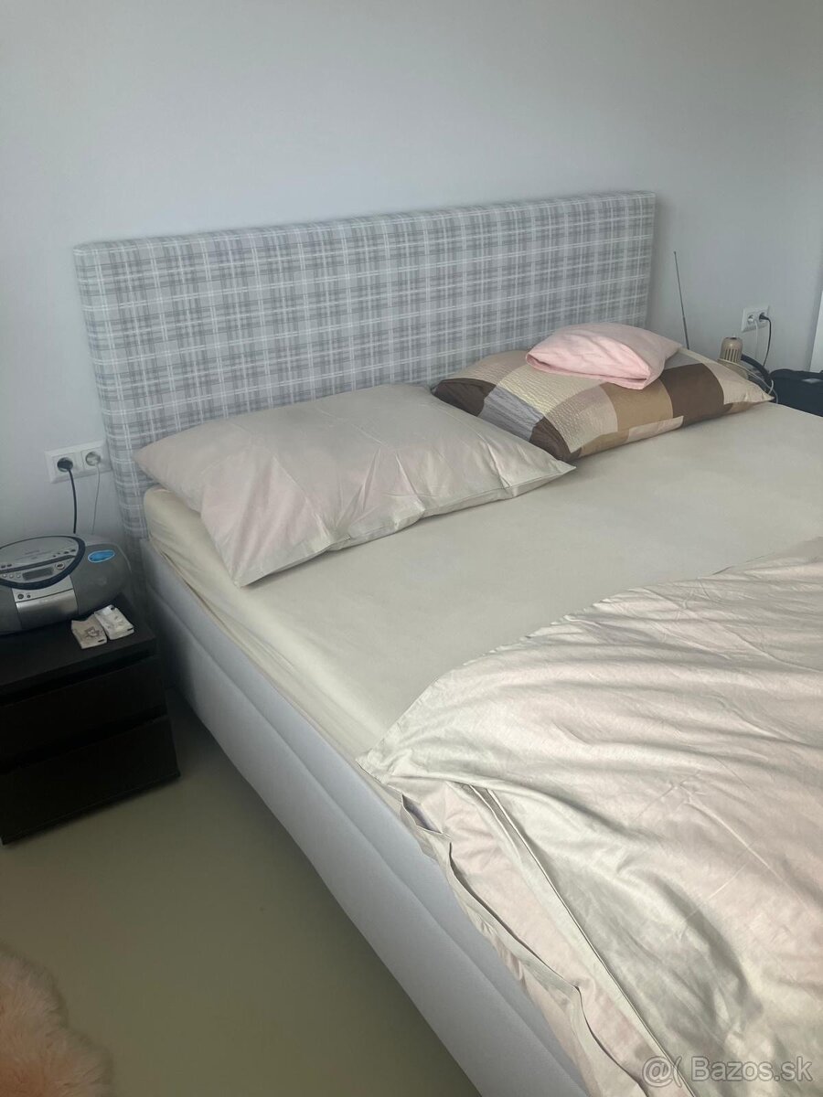 Manželská postel - 2