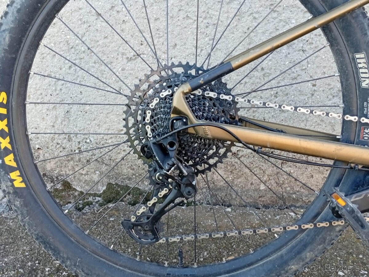 Bicykel CUBE Acid 16, 27,5 - 2