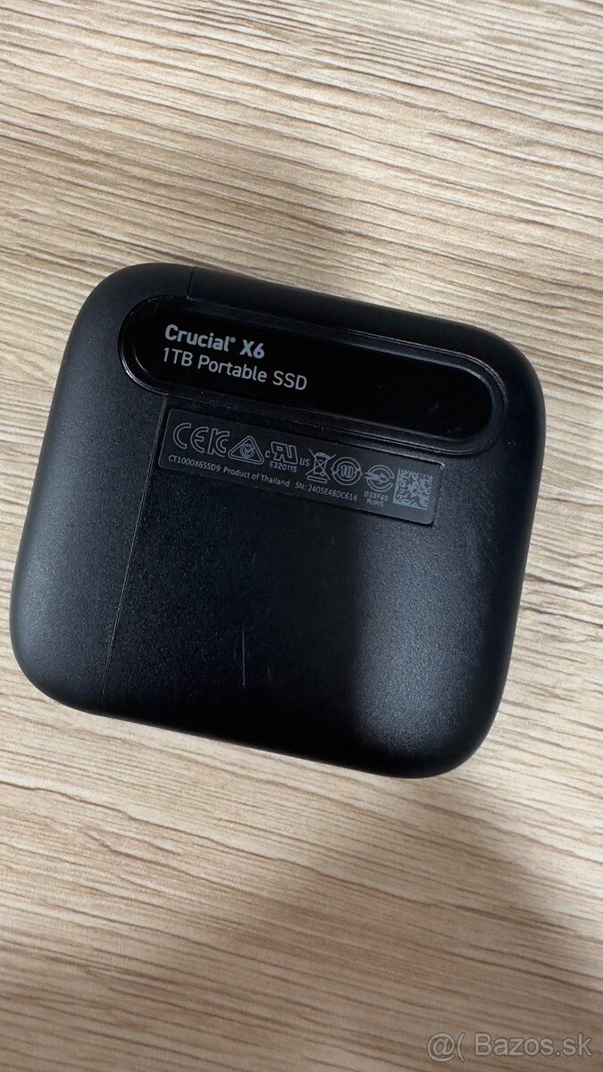 Crucial X6 1TB SSD - 2