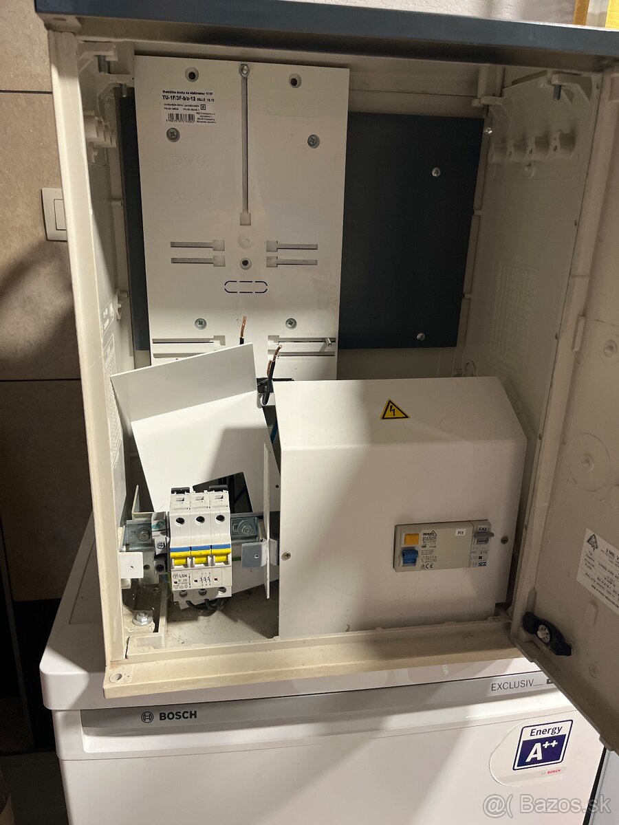 Skrina na elektromer - 2