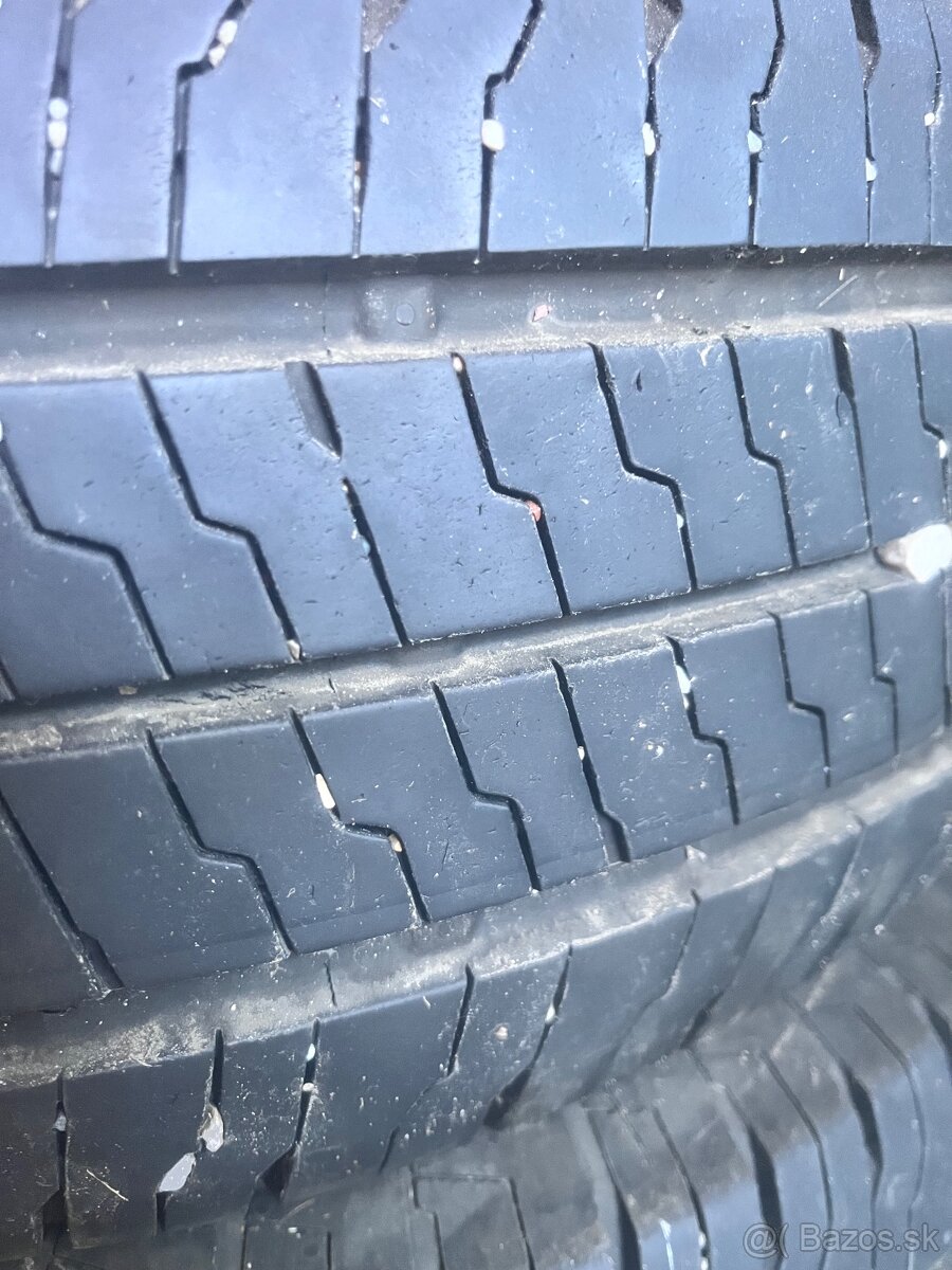 Letné pneu 215/75 R16 c - 2