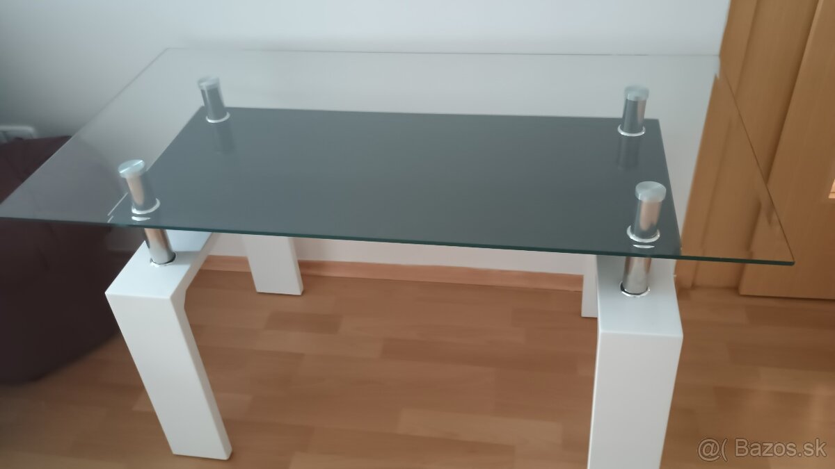 sklenený konferenčný stolík - 2