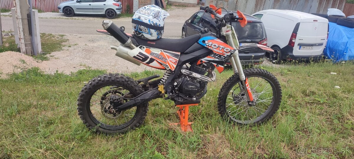 X-moto 250
