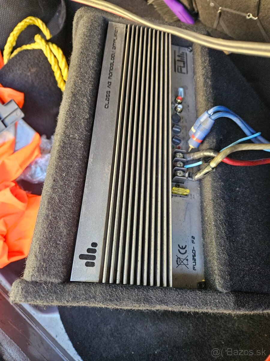 Predám aktívny subwoofer - 2