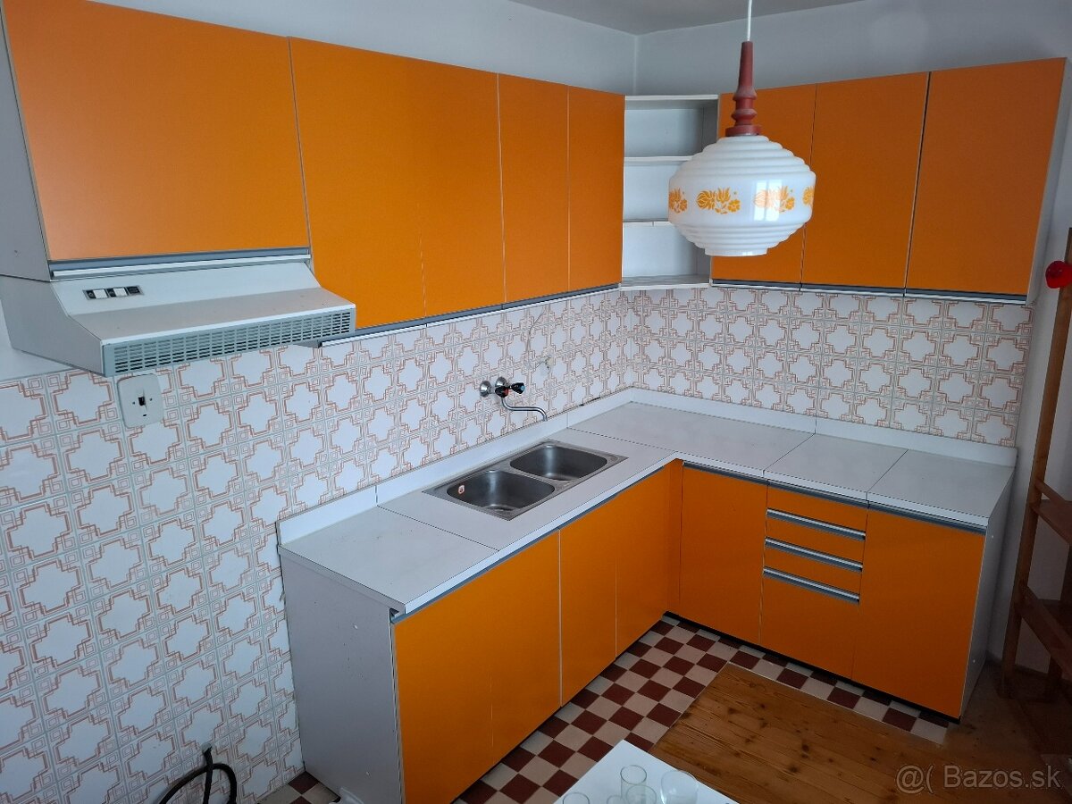 Kuchynská linka - 2