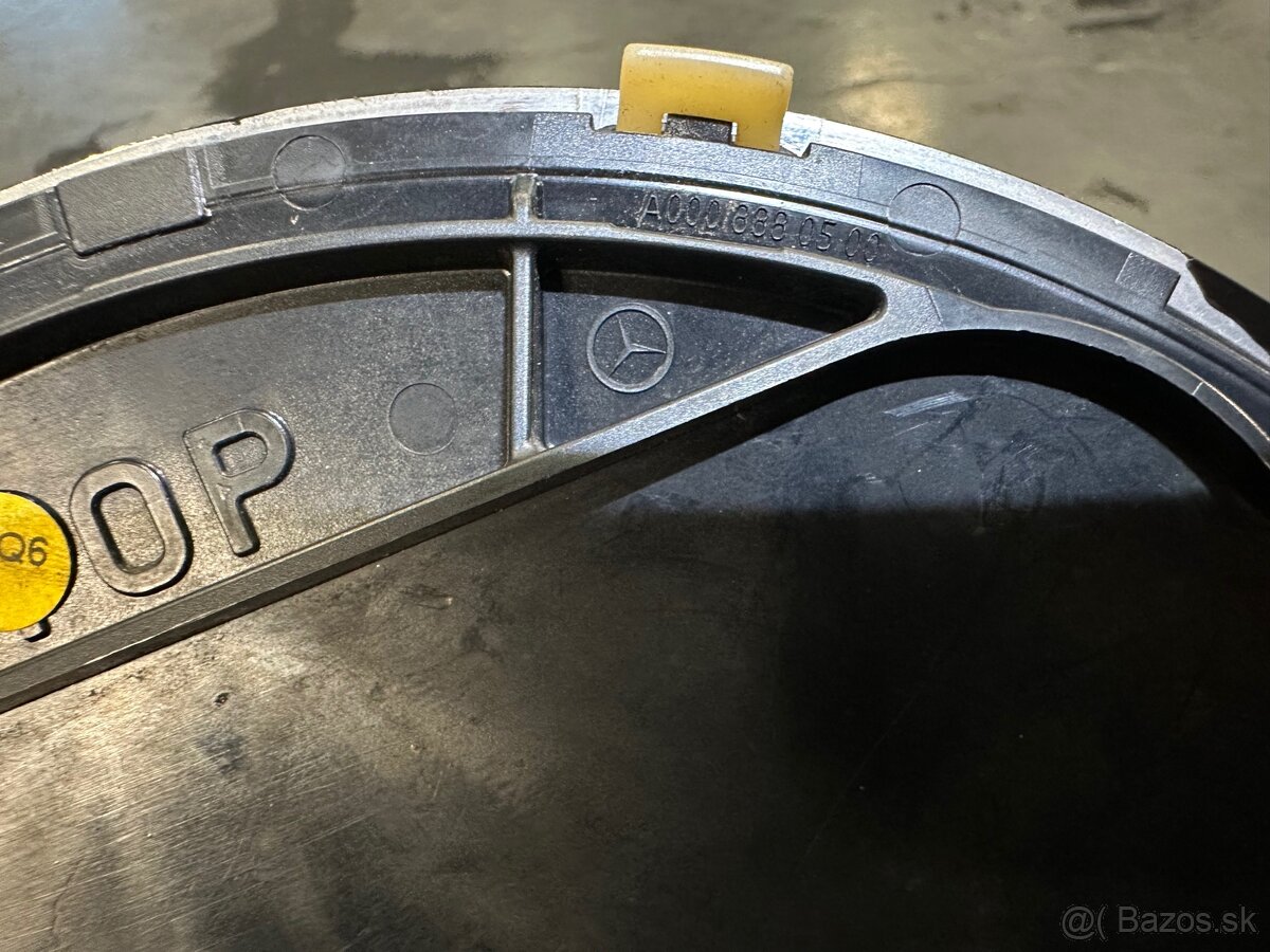 Znak Mercedes-Benz - 2