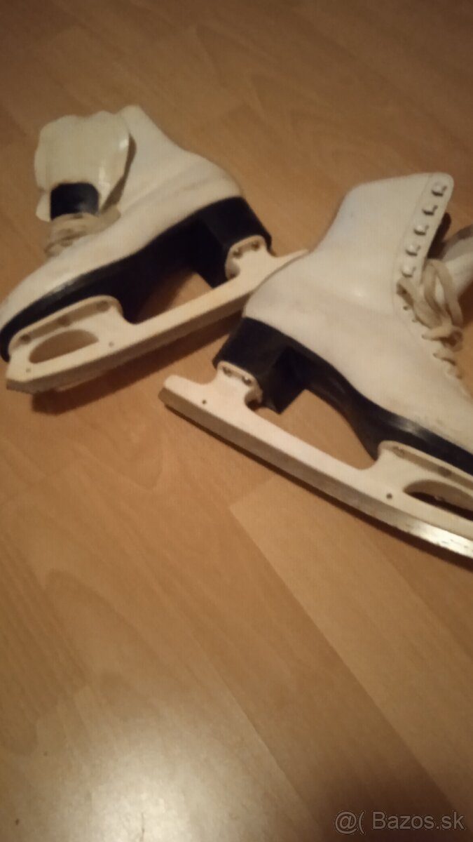 Dievčenské krasokorčule 36 - 2