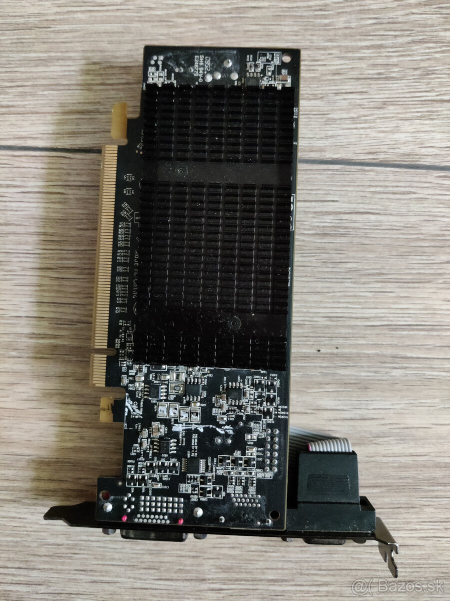 Radeon HD5450 512 MB RAM - 2