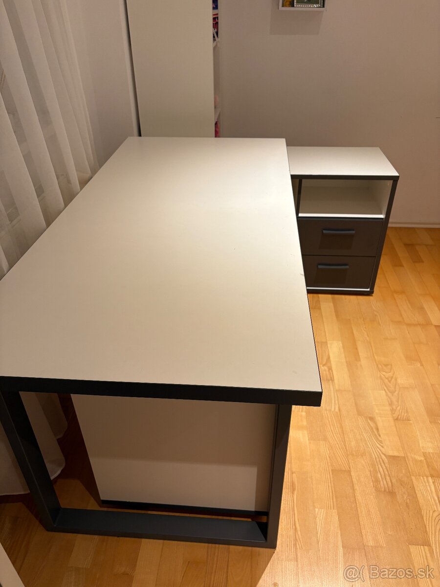 Kancelársky stôl + stolička - 2