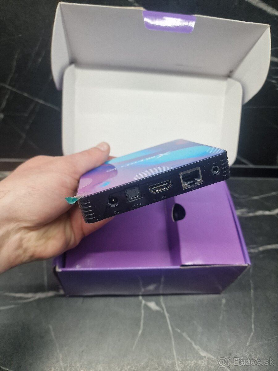 Predám Android TV box X88 PRO 10 - 2