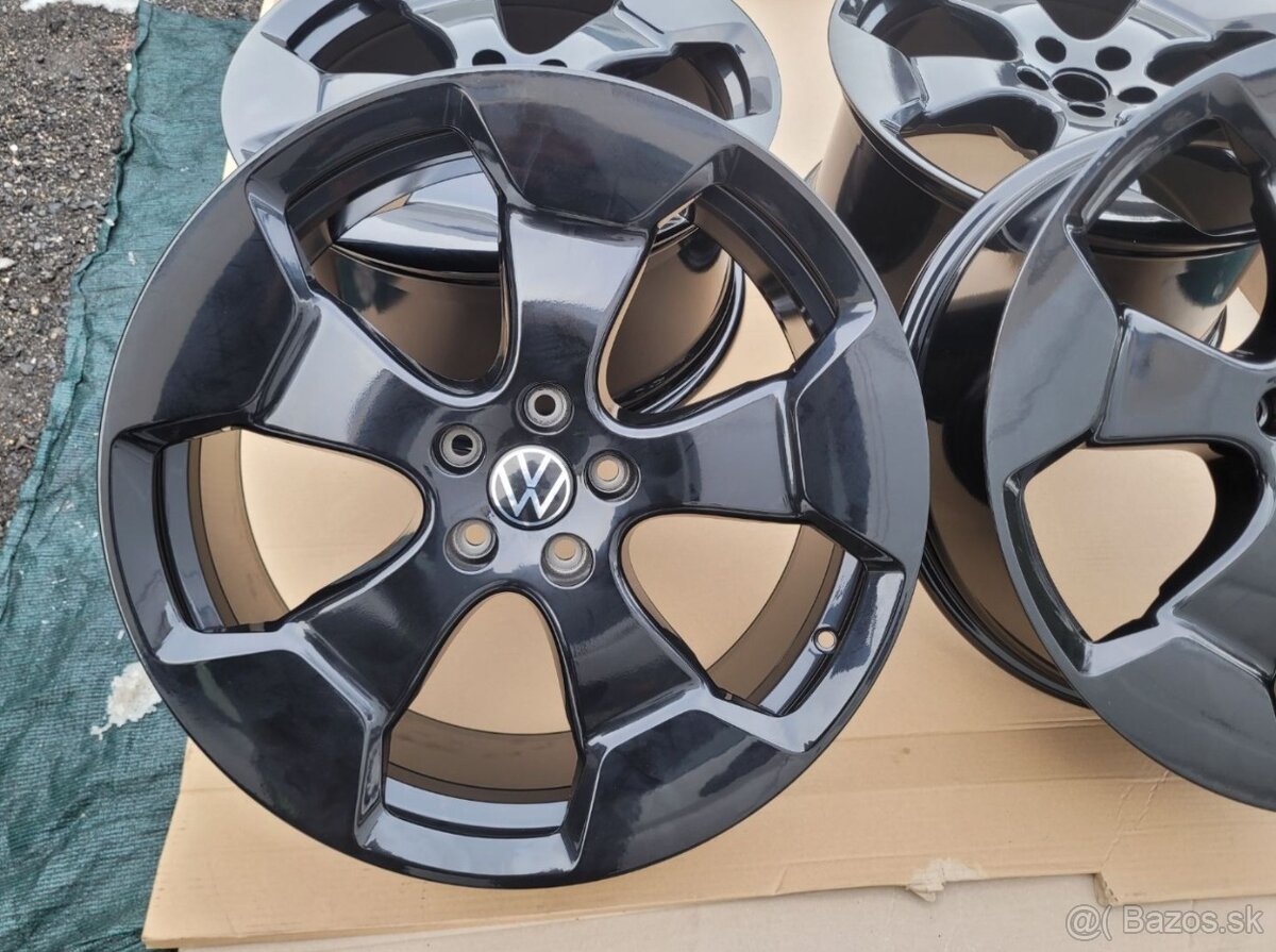 Alu disky Volkswagen ID Buzz R20 Černé - 2