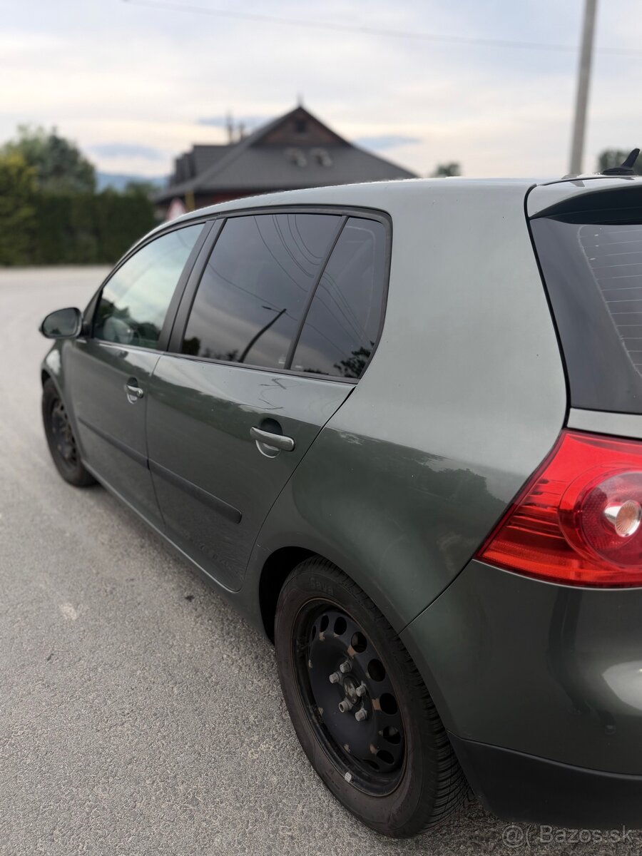 Golf 5 - 2