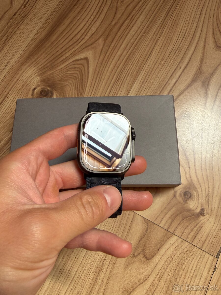 Apple Watch Ultra 2.gen čierne - 2