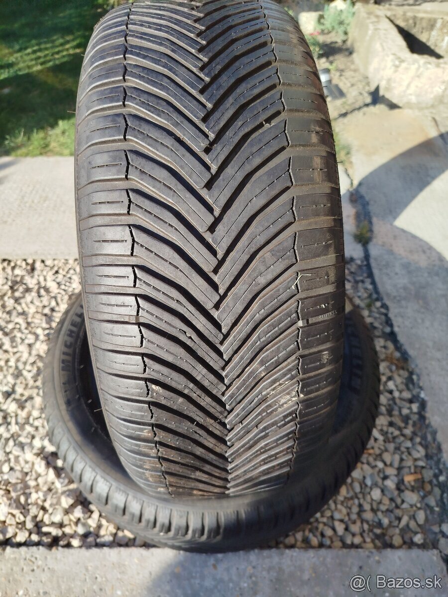 225/50 r18 celorocne pneumatiky ,Michelin - 2