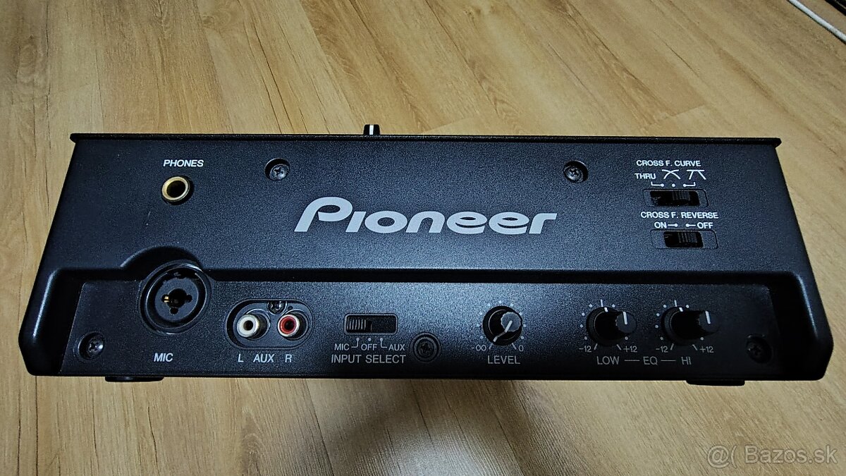 Pioneer DJM-T1 - 2