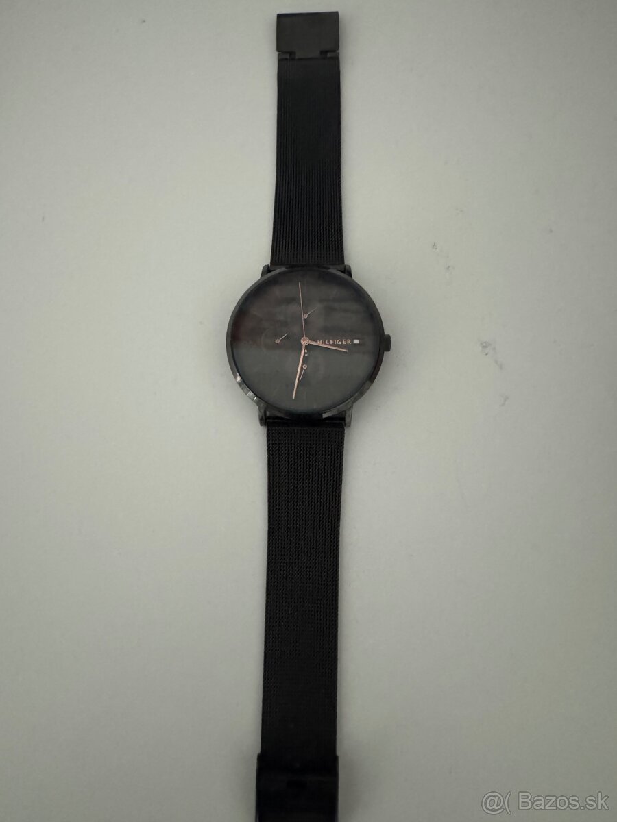 Tommy Hilfiger - 2