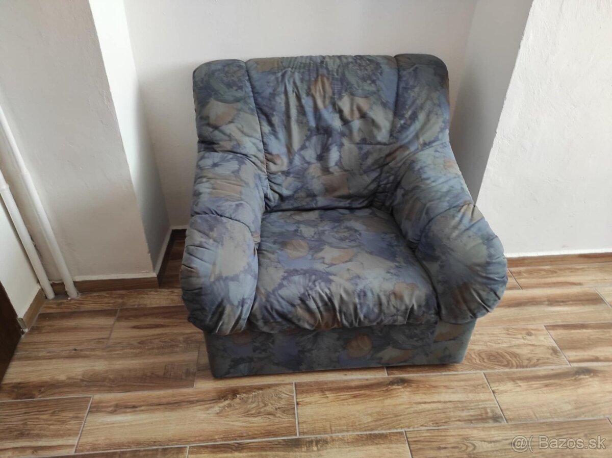 Predam sedačku 3 + 1 +1 - 2