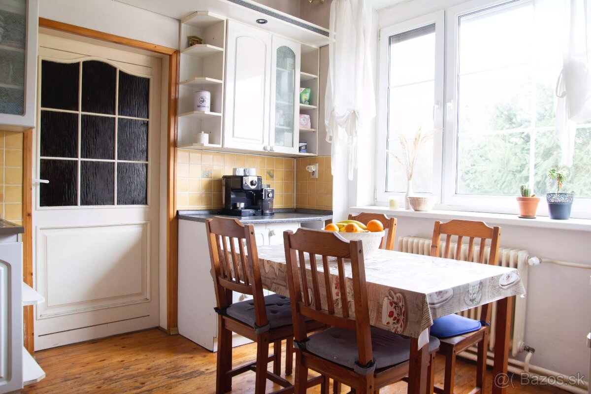 Dom s garazou blizko mesta Ziar nad Hronom - 2