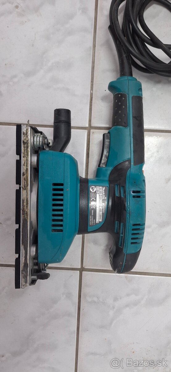 Makita BO3711 - 2