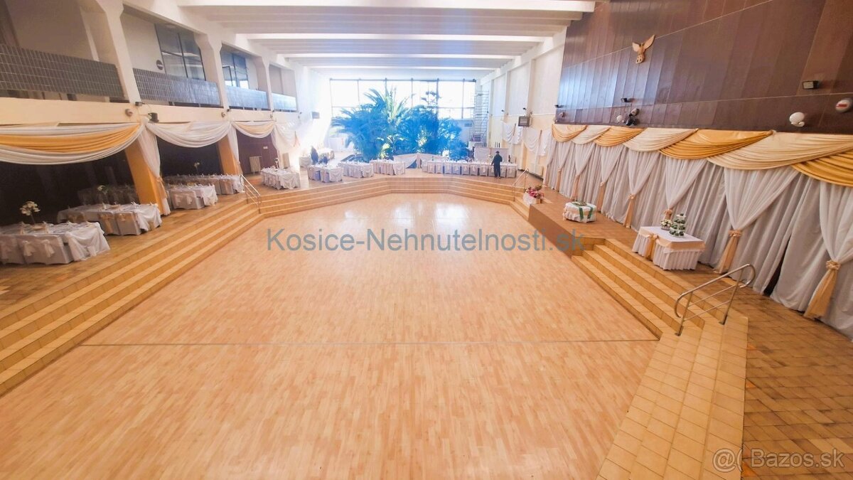 Podnikateľský objekt 3240 m2 Veľké Kapušany - 2