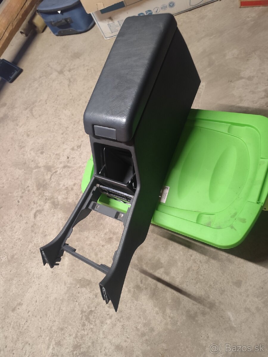 laktova opierka mercedes w202 - 2