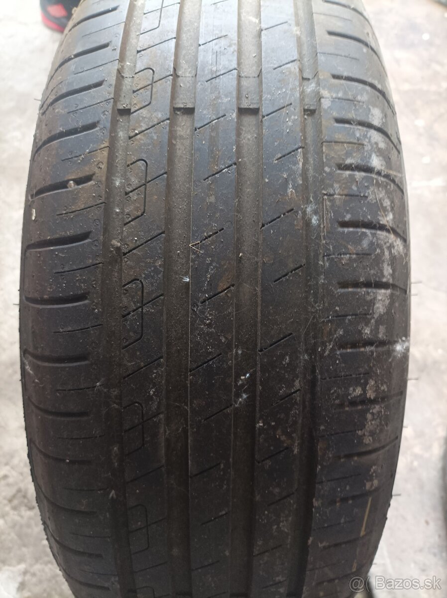 Letné pneu 205/55 R 16 - 2