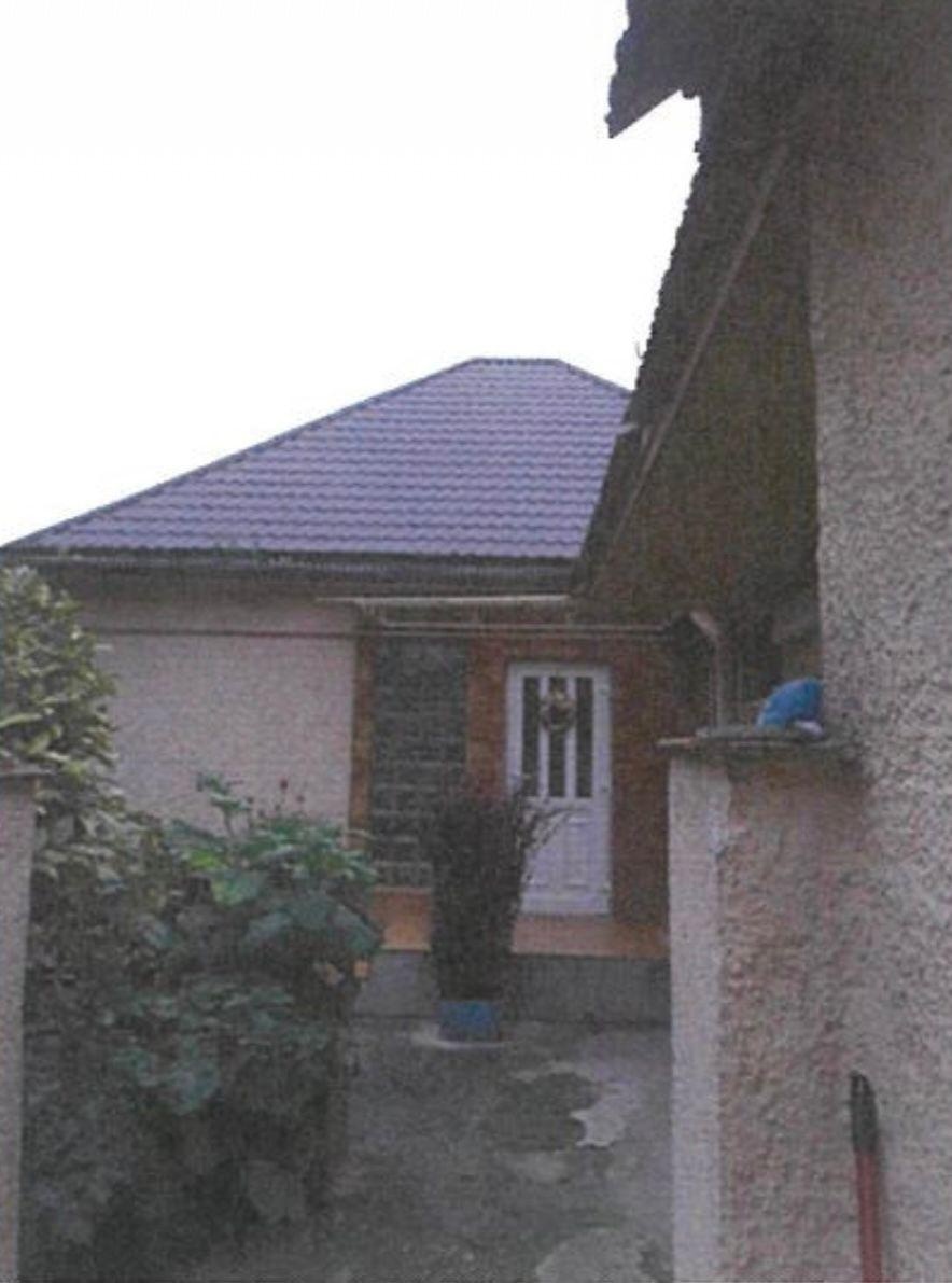 Rodinný dom - podpivničený so záhradou - 2