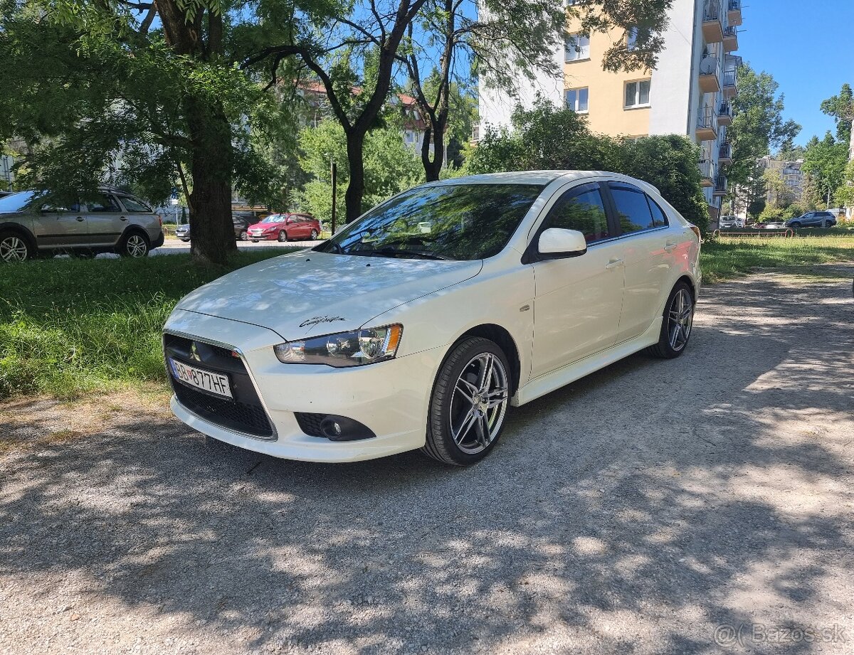 Mitsubishi Lancer Sportback 1.8 r.v.2014 - 2