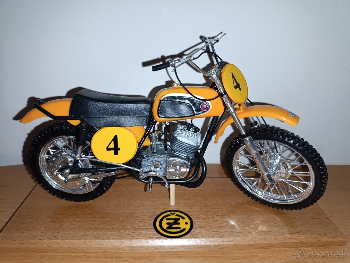 Koupím model ČZ - motokros - 2